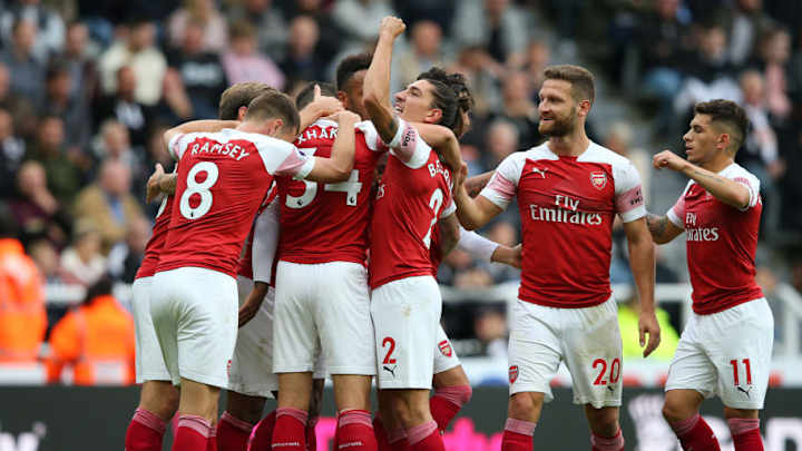 El Milán, interesado en dos jugadores del Arsenal