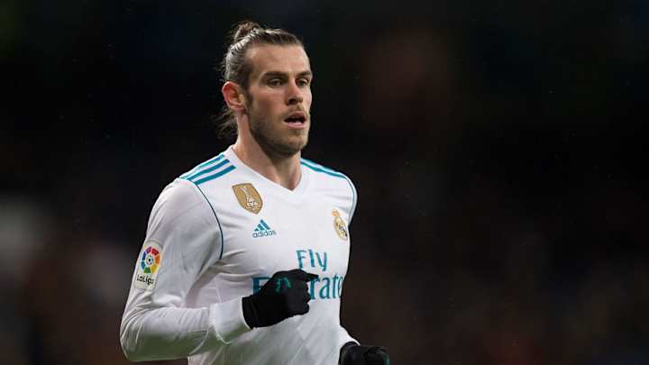 Reports Claim Man Utd Bale Deal May Hinge on Zidane's Real Future & Mourinho's Shaw Treatment