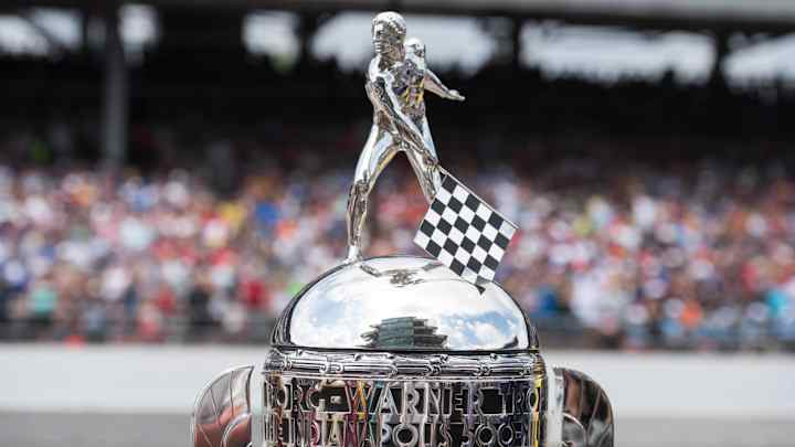 Watch: Danica Patrick Crashes in Indianapolis 500