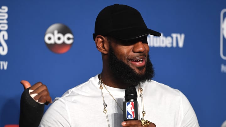 NBA Free Agency Rumors: Chris Paul, Rockets at Odds Over Contract