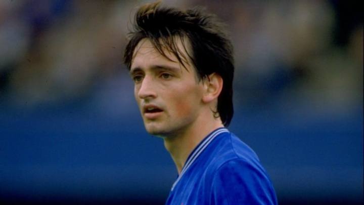 Ex-Chelsea Man Pat Nevin Advises Starlet to Seek Summer Move Away From the Blues Ex-Chelsea Man Pat Nevin Advises Starlet to Seek Summer Move Away From the Blues