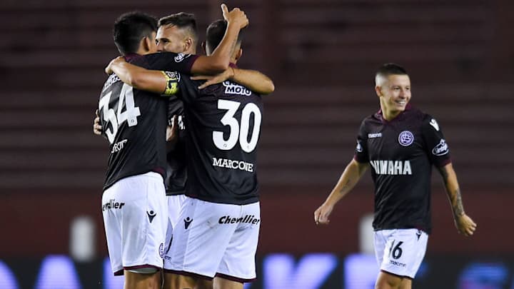 SIN PIEDAD | La cargada de la cuenta oficial de Lanús a River