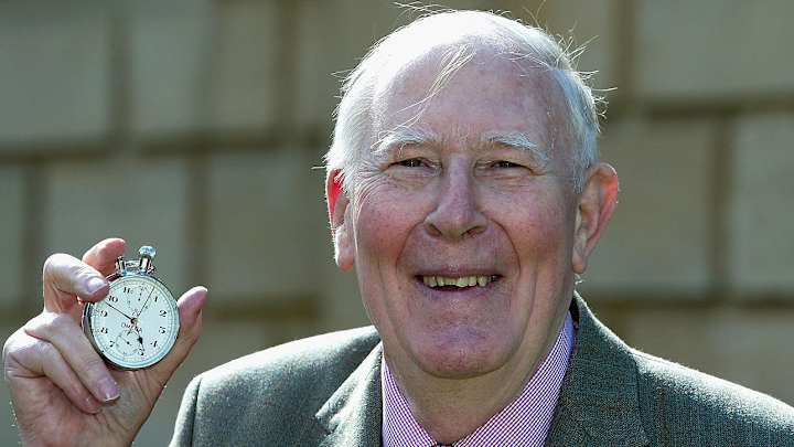 Sir Roger Bannister, First to Run Sub Four-Minute Mile, Dies at 88 Sir Roger Bannister, First to Run Sub Four-Minute Mile, Dies at 88