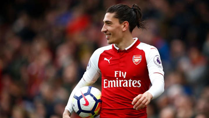 Hector Bellerin Conducts Training Session with Young Arsenal Fan in Support of WaterAid