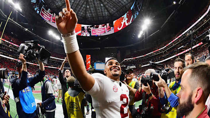 Twitter Reacts as Jalen Hurts Leads Alabama Comeback in SEC Title Game
