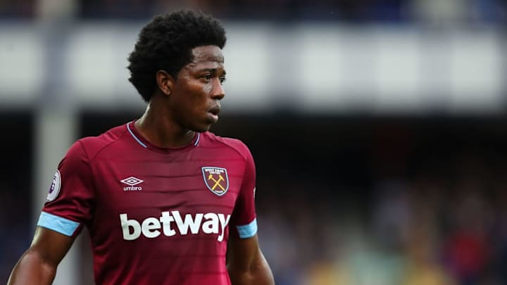 West Ham Midfielder Carlos Sanchez Facing Months Out With Suspected Ligament Damage