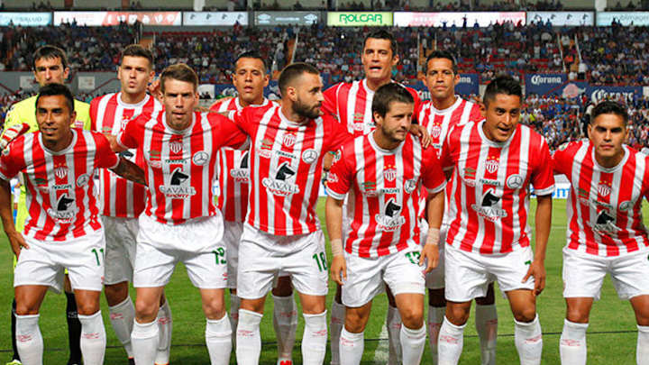 OFICIAL | Un delantero mexicano de Necaxa jugará en la liga de Grecia