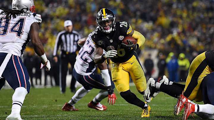 Le'Veon Bell Considering Retirement or Sitting Out 2018 if Franchise Tagged