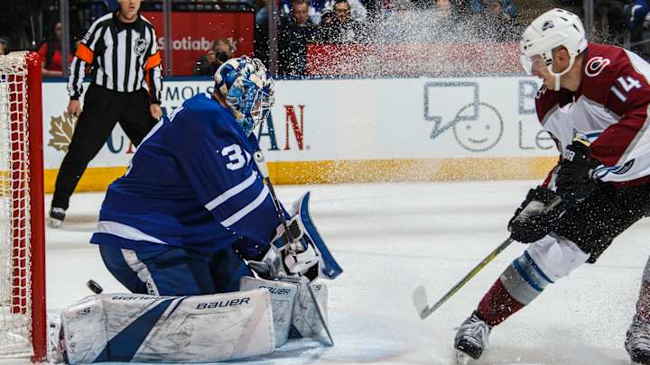 Avalanche Beat Maple Leafs 4-2 for 10th-Straight win Avalanche Beat Maple Leafs 4-2 for 10th-Straight win