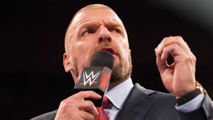 El cinturón personalizado que le ha regalado Triple H a los jugadores del Real Madrid