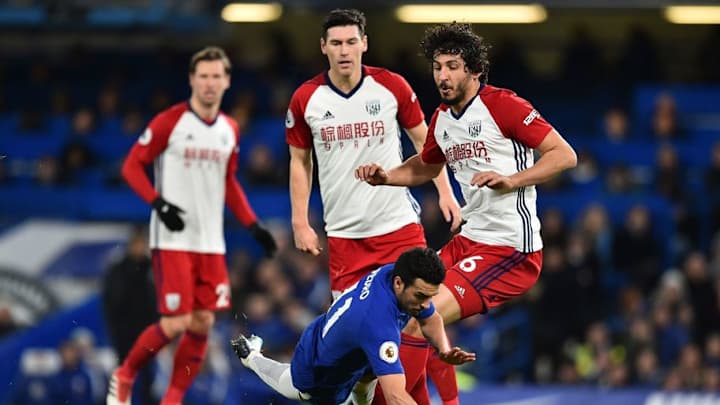 Jugadores de equipo de la Premier League habrían robado taxi en Barcelona Jugadores de equipo de la Premier League habrían robado taxi en Barcelona