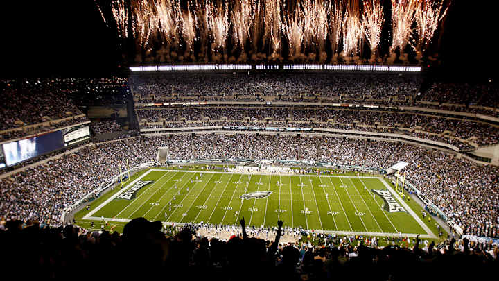 Where to Eat and Drink Near Lincoln Financial Field