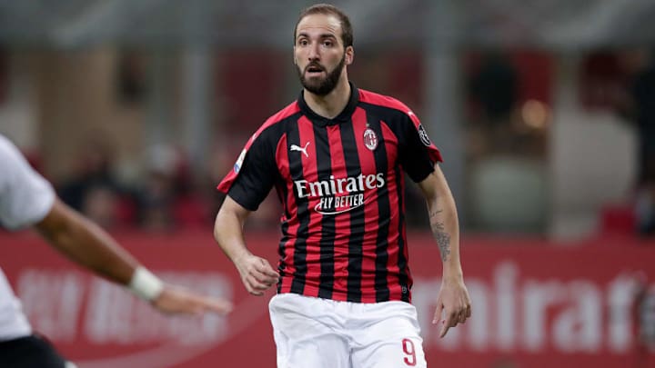 Agent Denies Claims That Gonzalo Higuain Wants to Leave AC Milan