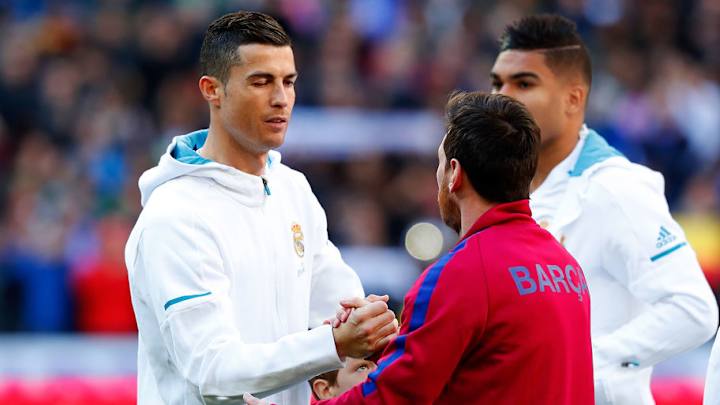 Espanyol Coach Quique Believes That Cristiano Ronaldo Cannot Be Compared to Lionel Messi Espanyol Coach Quique Believes That Cristiano Ronaldo Cannot Be Compared to Lionel Messi