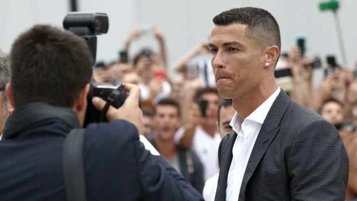 WATCH: Cristiano Ronaldo Mobbed by Juventus Fans After Arriving for Club Medical