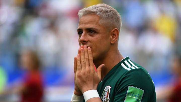 CON TODO | Carlos Albert y "Chicharito" no se guardaron nada y se dieron duro en las redes