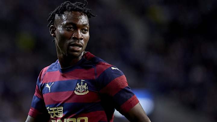 Rafa Benitez Hints Rolando Aarons May Have Future With Newcastle Following Bizarre Loan Move