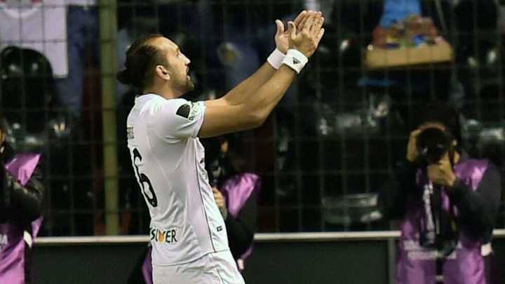 SORPRESA | Hernán Barcos podría nacionalizarse ecuatoriano