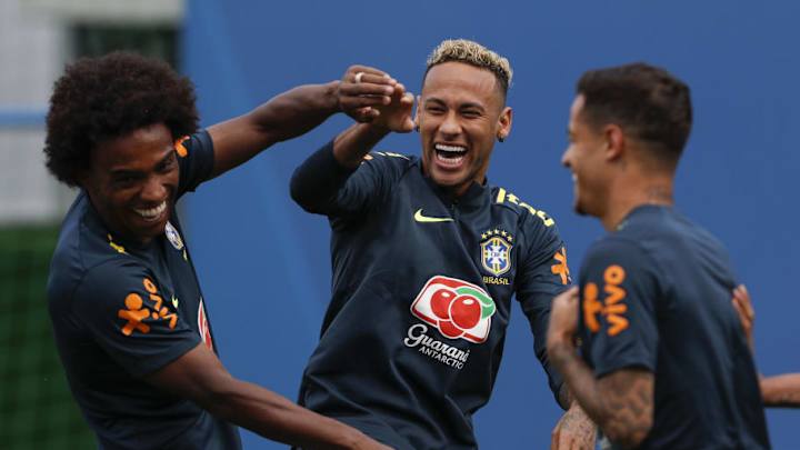 Report Claims Philippe Coutinho Has Convinced Chelsea Star to Join Him at Barcelona