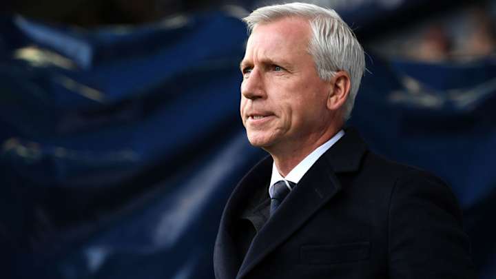 Surprise Frontrunner Named for West Brom Job as Alan Pardew's Days Look Numbered Surprise Frontrunner Named for West Brom Job as Alan Pardew's Days Look Numbered