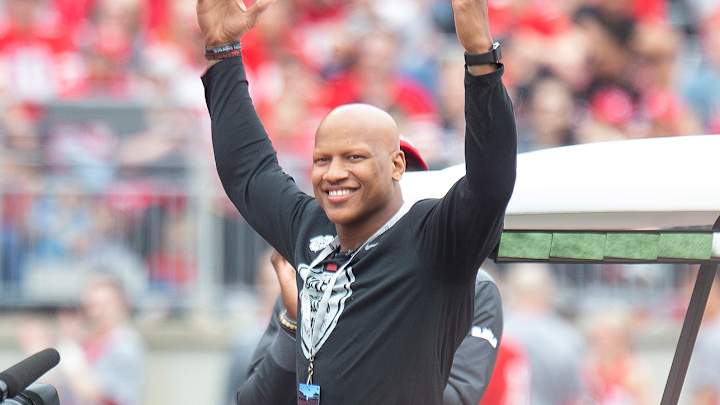 Watch: Ryan Shazier Stands to Cheers, Serves as Honorary Captain at Ohio State Spring Game