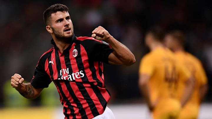 WATCH: AC Milan Beats Roma on Cutrone's Last-Gasp Goal