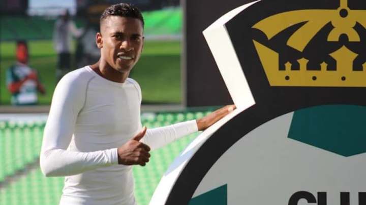 Ayrton Preciado: "Daré lo mejor en cada partido para que la hinchada esté contenta" Ayrton Preciado: "Daré lo mejor en cada partido para que la hinchada esté contenta"