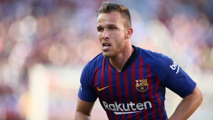 Barcelona New Boy Arthur to Wear Number 8 Shirt After Andres Iniesta's Departure