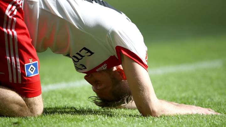 Der Dino Go Extinct as Hamburg Relegated From Bundesliga for First Time in League's 55-Year History Der Dino Go Extinct as Hamburg Relegated From Bundesliga for First Time in League's 55-Year History