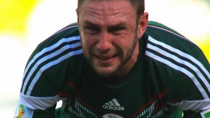 ¡POBRE LAYÚN! | Aficionados atacan al "Culpable" Layún por su error ante Croacia