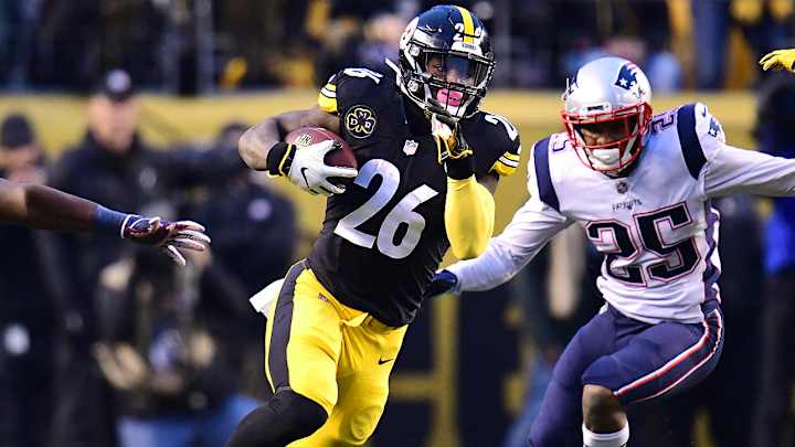 Report: Le'Veon Bell Misses Deadline to Join Steelers, Will Forfeit Game Check Worth $853,000