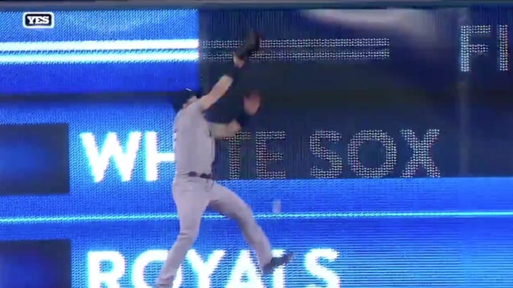 Video: Yankees Rookie Billy McKinney Injured After Crashing Into Wall