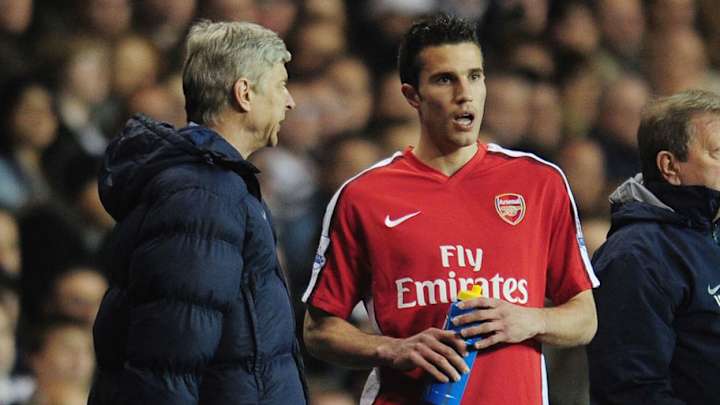 Robin van Persie Reminds Fans How Much Arsene Wenger Changed Arsenal 'Culture'