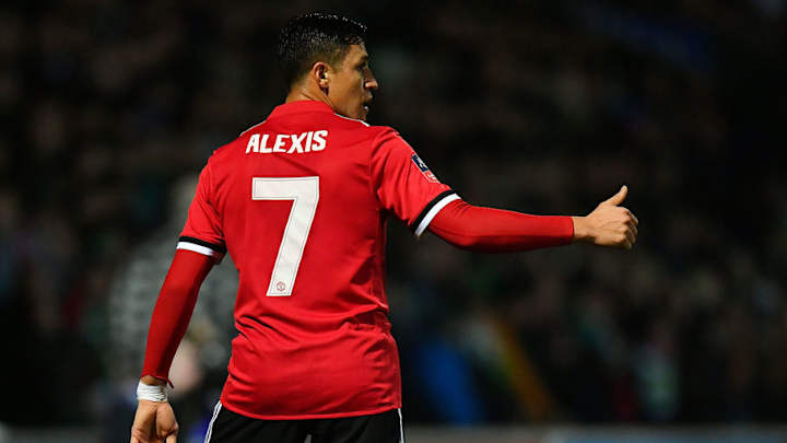 Manchester United Retain Acclaimed Status as the Most Popular Club Online in China