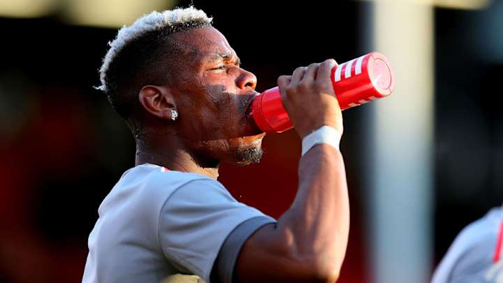 Paul Pogba Appears to Ignore Jose Mourinho Following Substitution Against Bournemouth Paul Pogba Appears to Ignore Jose Mourinho Following Substitution Against Bournemouth