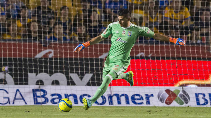 DURO Y A LA CABEZA | El 'dardo' que Nahuel Guzmán le tiró a Cruz Azul y Caixinha