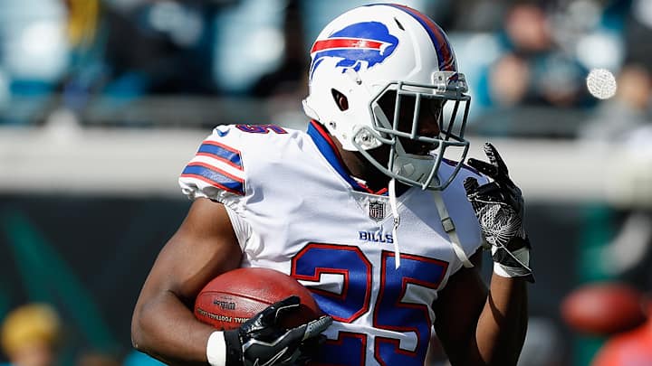 Report: Bills RB LeSean McCoy Suffered Broken Ribs vs. Chargers