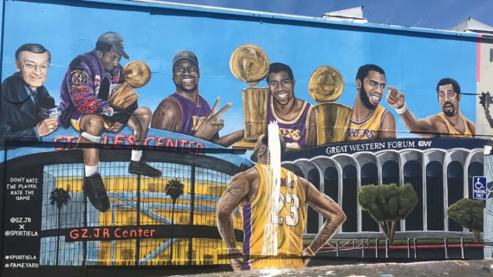 Second LeBron James Mural in Los Angeles Vandalized, Fans Help Artist Repaint