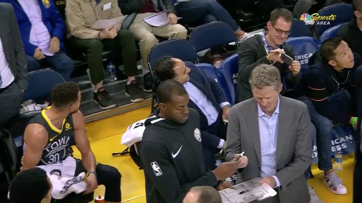 Suns Say It Was 'Disrespectful' for Steve Kerr to Let Warriors Players Coach Teammates