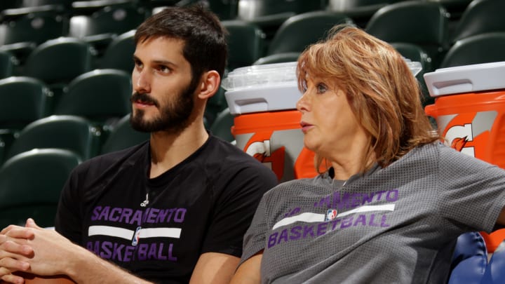 Nancy Lieberman Becomes First Female Head Coach In Men's Pro Sports League, Signs on with BIG3