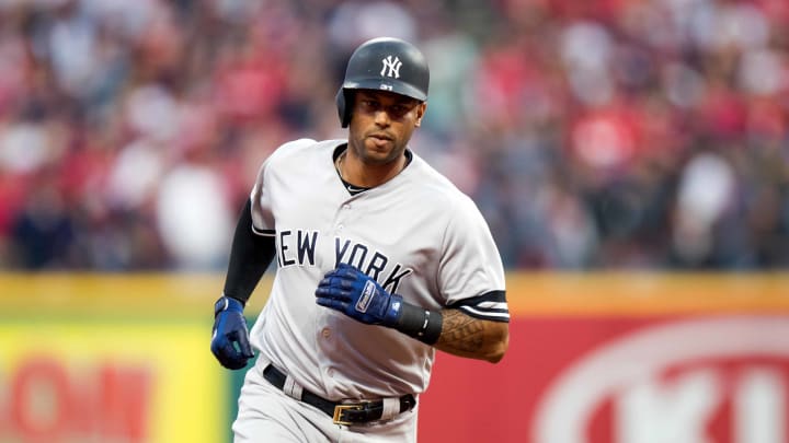 Watch: Aaron Hicks Hit the Yankees' First Inside the Park Home Run in Seven Years Watch: Aaron Hicks Hit the Yankees' First Inside the Park Home Run in Seven Years