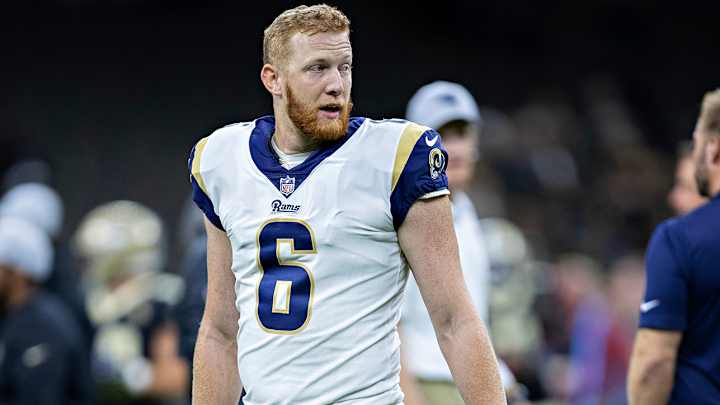 Watch: Rams' Second Quarter Implodes After Botched Fake Field Goal Watch: Rams' Second Quarter Implodes After Botched Fake Field Goal