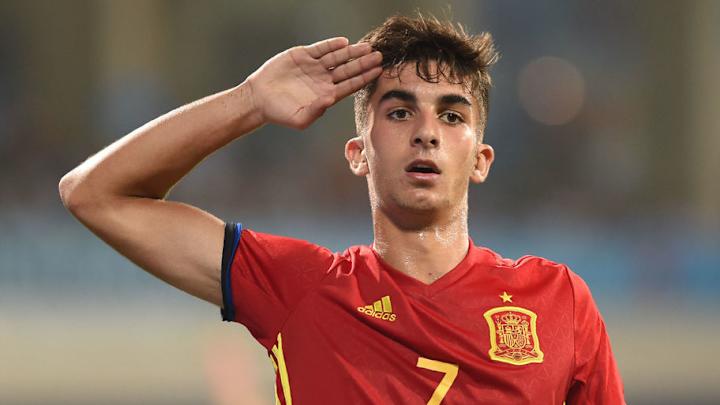 Valencia Starlet Pens New 3-Year Deal With €100m Buyout Clause As Liverpool Monitor Progress