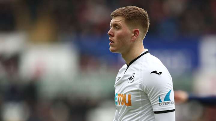 Jose Mourinho Eyeing Move for £40m-Rated Swansea Star in Hopes of Strengthening Man Utd Defence