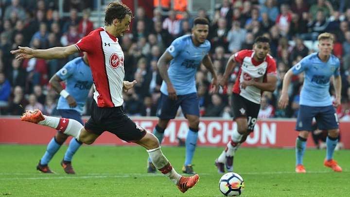 Manolo Gabbiadini's Agent Admits Striker's Summer Exit From Southampton Is Possible