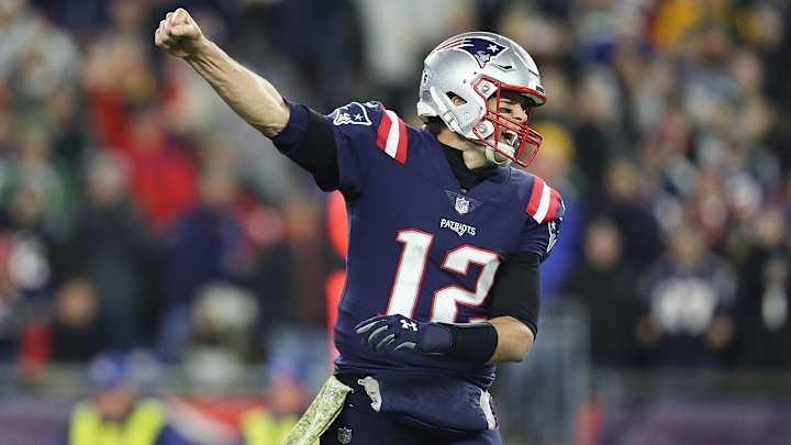 Patriots Defeat Packers on SNF in Brady-Rodgers Showdown