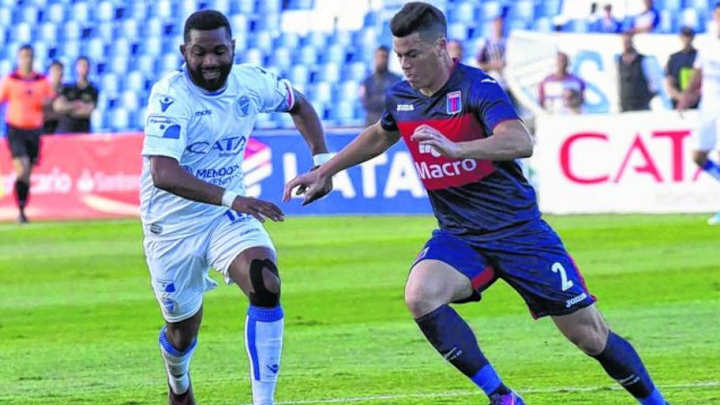 CONFIRMADO | Llegará otro zaguero a Peñarol CONFIRMADO | Llegará otro zaguero a Peñarol