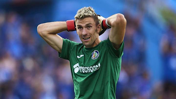 Crystal Palace 'Preparing for Court' in Effort to Sign Spanish Goalkeeper From Getafe