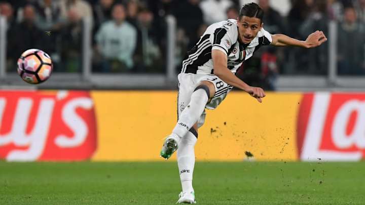 Juventus Sells Rolando Mandragora to Udinese for €20m Juventus Sells Rolando Mandragora to Udinese for €20m