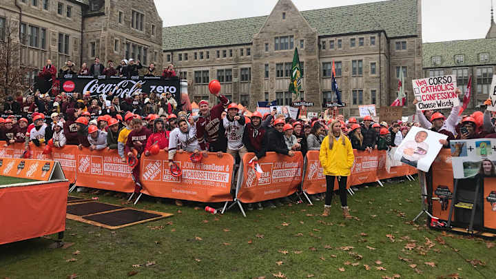 Best College GameDay Signs Live from Chesnut Hill for Boston College vs. Clemson